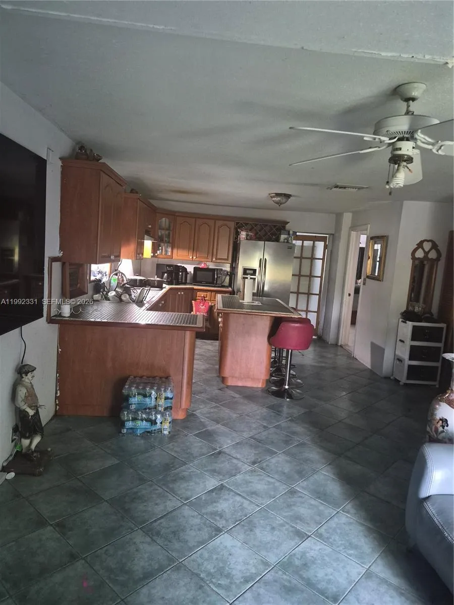 399 Nw 98th St, Miami, Florida 33150, Miami, Florida 33150, 3 Bedrooms Bedrooms, ,2 BathroomsBathrooms,Residential,For Sale,399 Nw 98th St, Miami, Florida 33150,A11992331