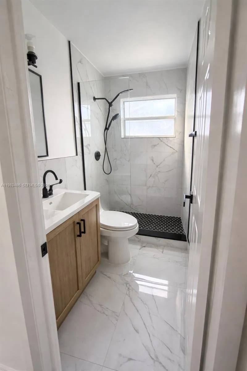 1225 Nw 2nd St, Fort Lauderdale, Florida 33311, Fort Lauderdale, Florida 33311, ,Residential Income,For Sale,1225 Nw 2nd St, Fort Lauderdale, Florida 33311,A11983486