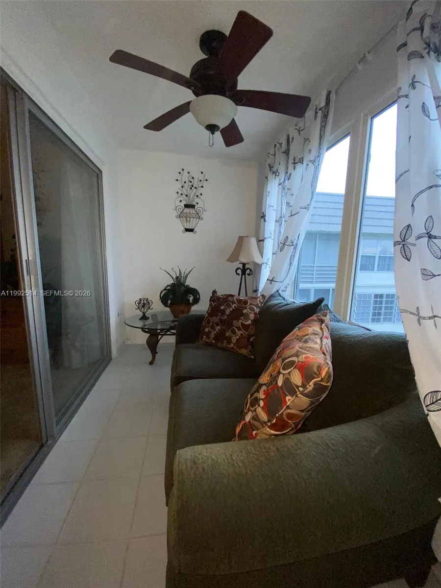 8135 Sunrise Lakes Blvd 308, Sunrise, Florida 3332, Sunrise, Florida 33322, 1 Bedroom Bedrooms, ,1 BathroomBathrooms,Residential Lease,For Rent,8135 Sunrise Lakes Blvd 308, Sunrise, Florida 3332,A11992514