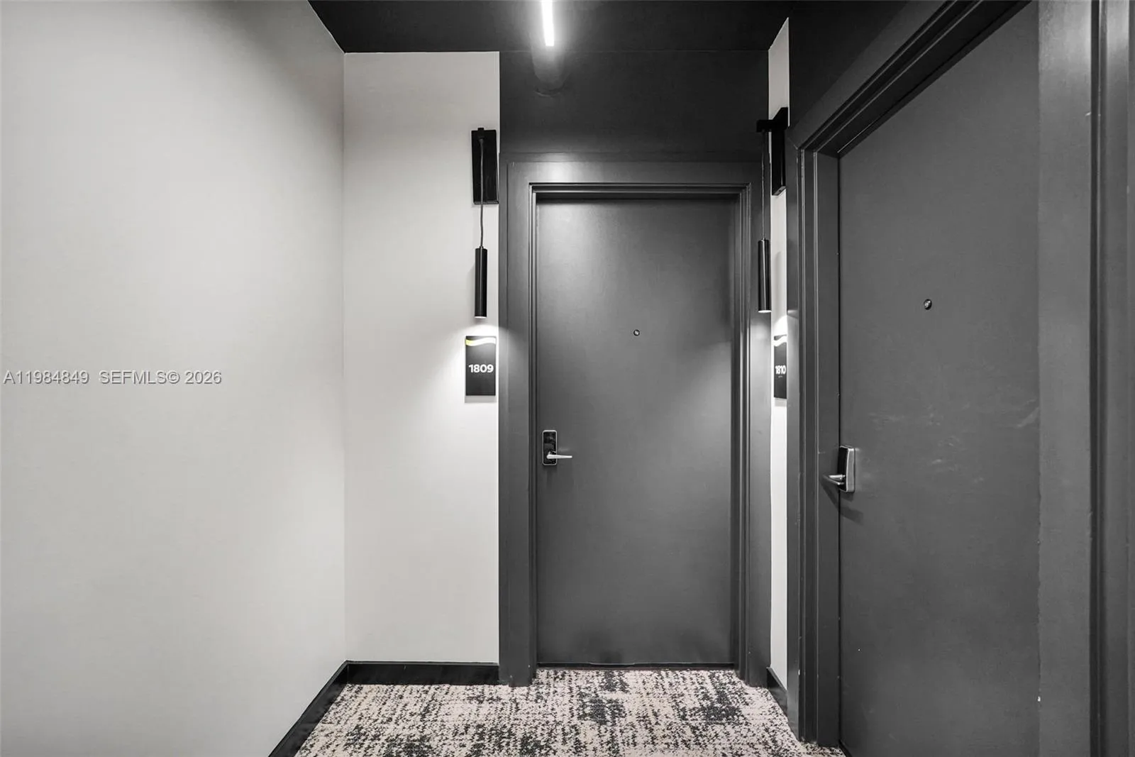 307 Sw 5th St 1809, Fort Lauderdale, Florida 33315, Fort Lauderdale, Florida 33315, 2 Bedrooms Bedrooms, ,1 BathroomBathrooms,Residential Lease,For Rent,307 Sw 5th St 1809, Fort Lauderdale, Florida 33315,A11984849