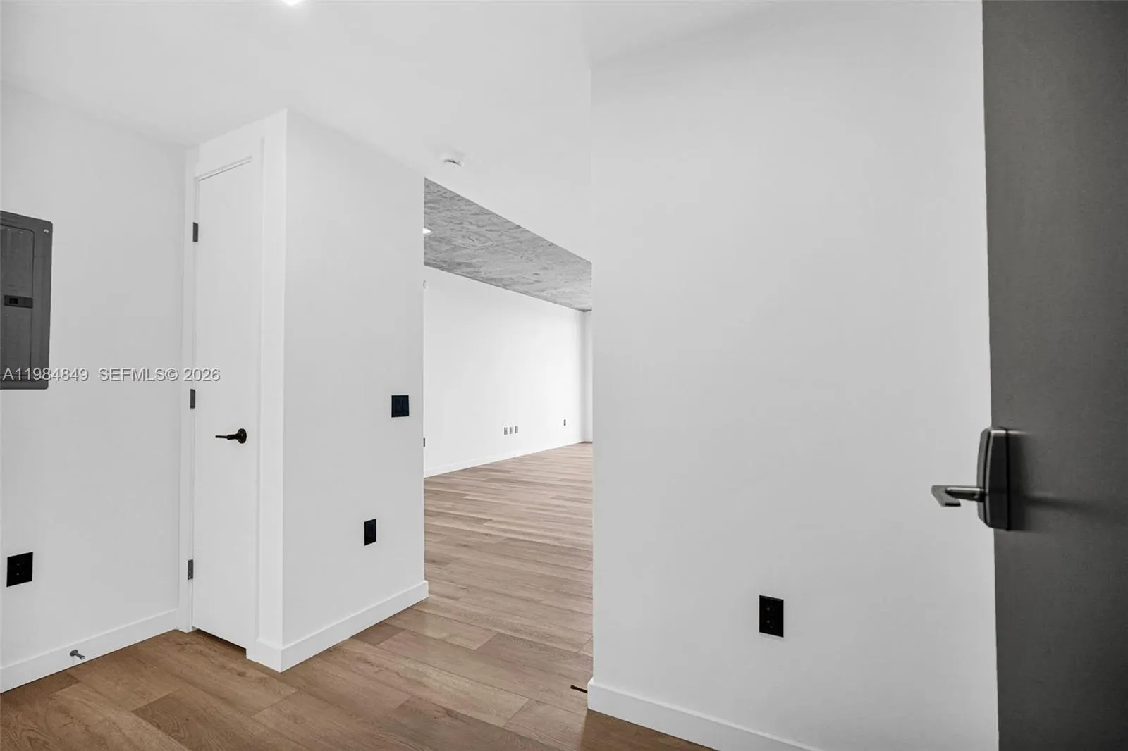 307 Sw 5th St 1809, Fort Lauderdale, Florida 33315, Fort Lauderdale, Florida 33315, 2 Bedrooms Bedrooms, ,1 BathroomBathrooms,Residential Lease,For Rent,307 Sw 5th St 1809, Fort Lauderdale, Florida 33315,A11984849