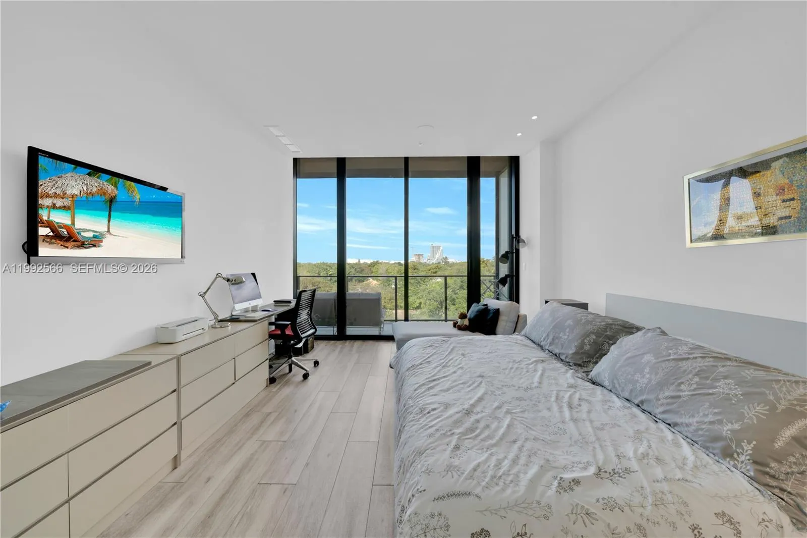3156 Sw 27th Ave 501, Miami, Florida 33133, Miami, Florida 33133, 2 Bedrooms Bedrooms, ,2 BathroomsBathrooms,Residential Lease,For Rent,3156 Sw 27th Ave 501, Miami, Florida 33133,A11992566