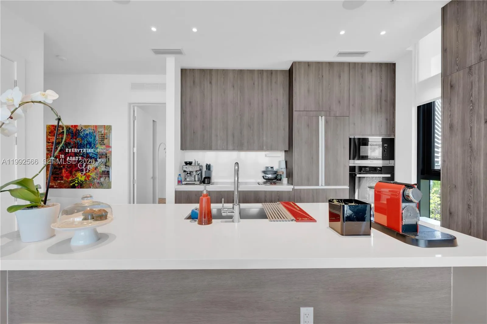 3156 Sw 27th Ave 501, Miami, Florida 33133, Miami, Florida 33133, 2 Bedrooms Bedrooms, ,2 BathroomsBathrooms,Residential Lease,For Rent,3156 Sw 27th Ave 501, Miami, Florida 33133,A11992566