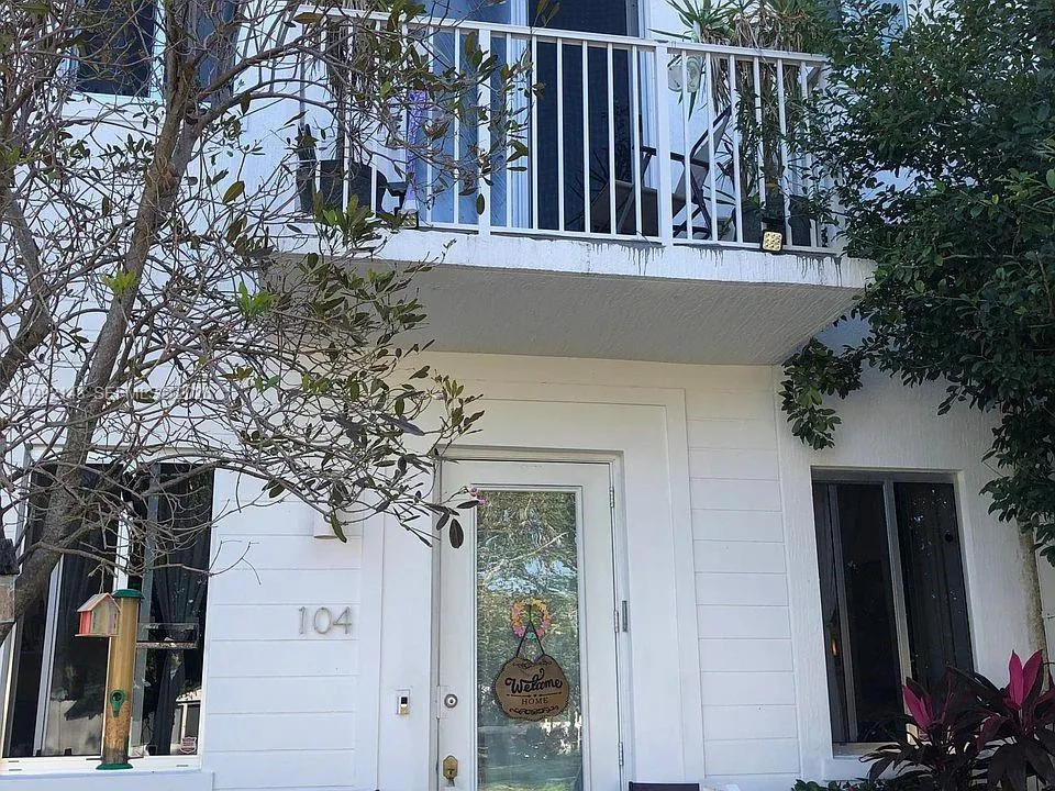 2601 Ne 212th Ter 104, Miami, Florida 33180, Miami, Florida 33180, 3 Bedrooms Bedrooms, ,2 BathroomsBathrooms,Residential Lease,For Rent,2601 Ne 212th Ter 104, Miami, Florida 33180,A11992143