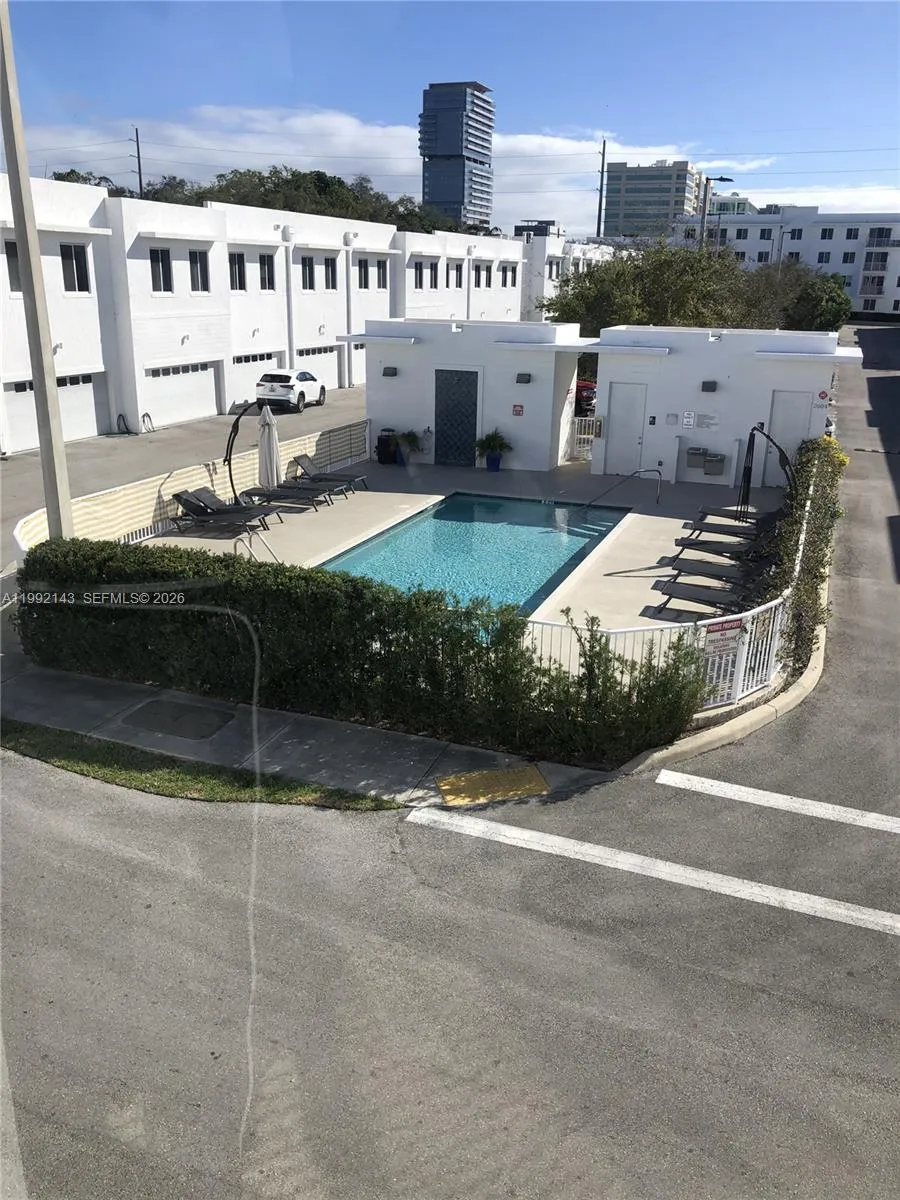 2601 Ne 212th Ter 104, Miami, Florida 33180, Miami, Florida 33180, 3 Bedrooms Bedrooms, ,2 BathroomsBathrooms,Residential Lease,For Rent,2601 Ne 212th Ter 104, Miami, Florida 33180,A11992143