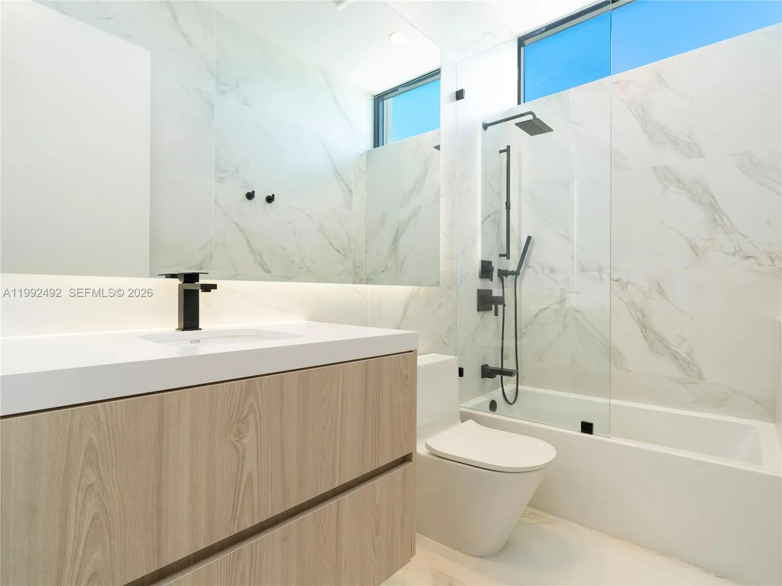 1230 Cleveland Rd, Miami Beach, Florida 33141, Miami Beach, Florida 33141, 5 Bedrooms Bedrooms, ,5 BathroomsBathrooms,Residential Lease,For Rent,1230 Cleveland Rd, Miami Beach, Florida 33141,A11992492