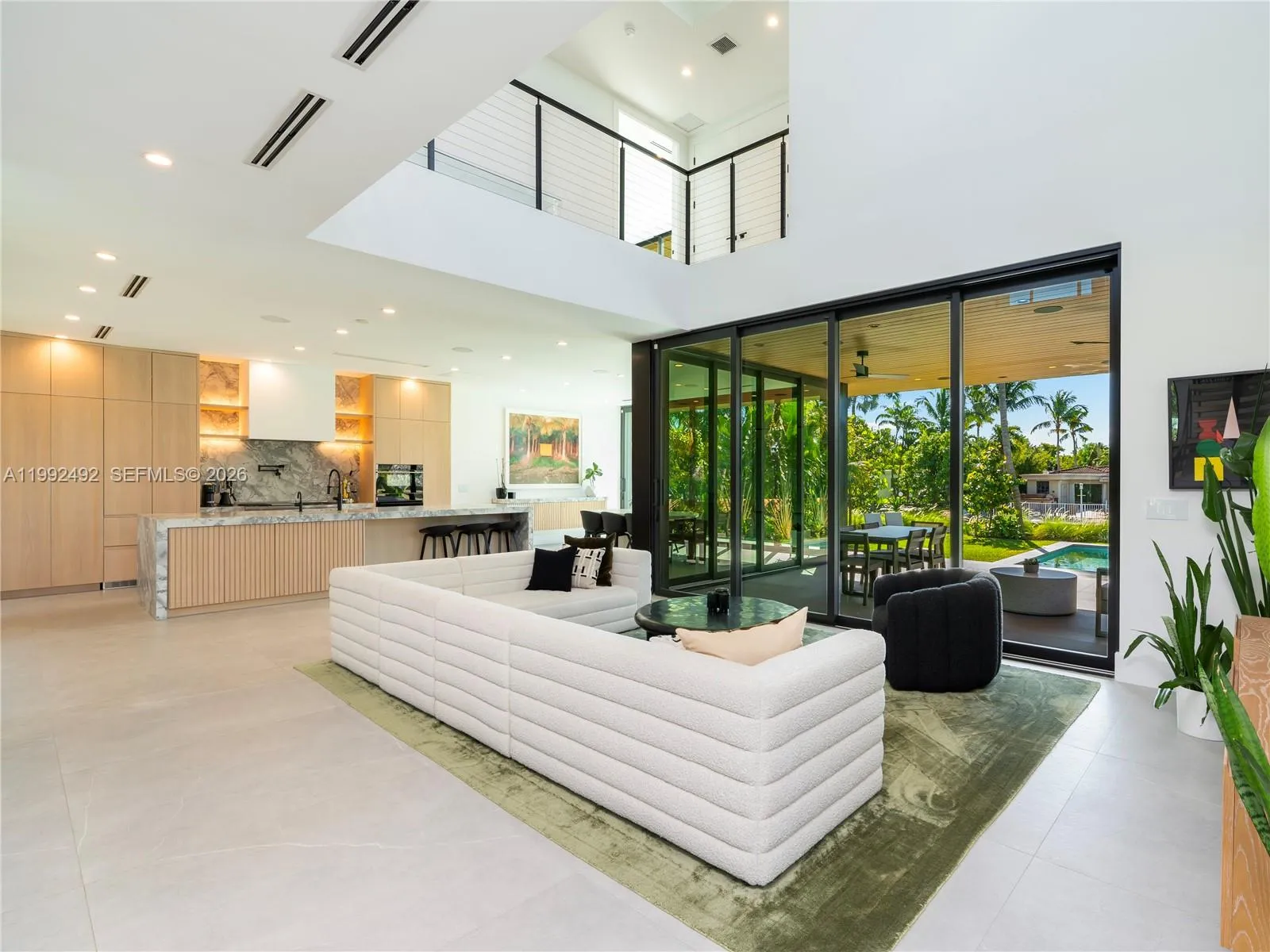 1230 Cleveland Rd, Miami Beach, Florida 33141, Miami Beach, Florida 33141, 5 Bedrooms Bedrooms, ,5 BathroomsBathrooms,Residential Lease,For Rent,1230 Cleveland Rd, Miami Beach, Florida 33141,A11992492