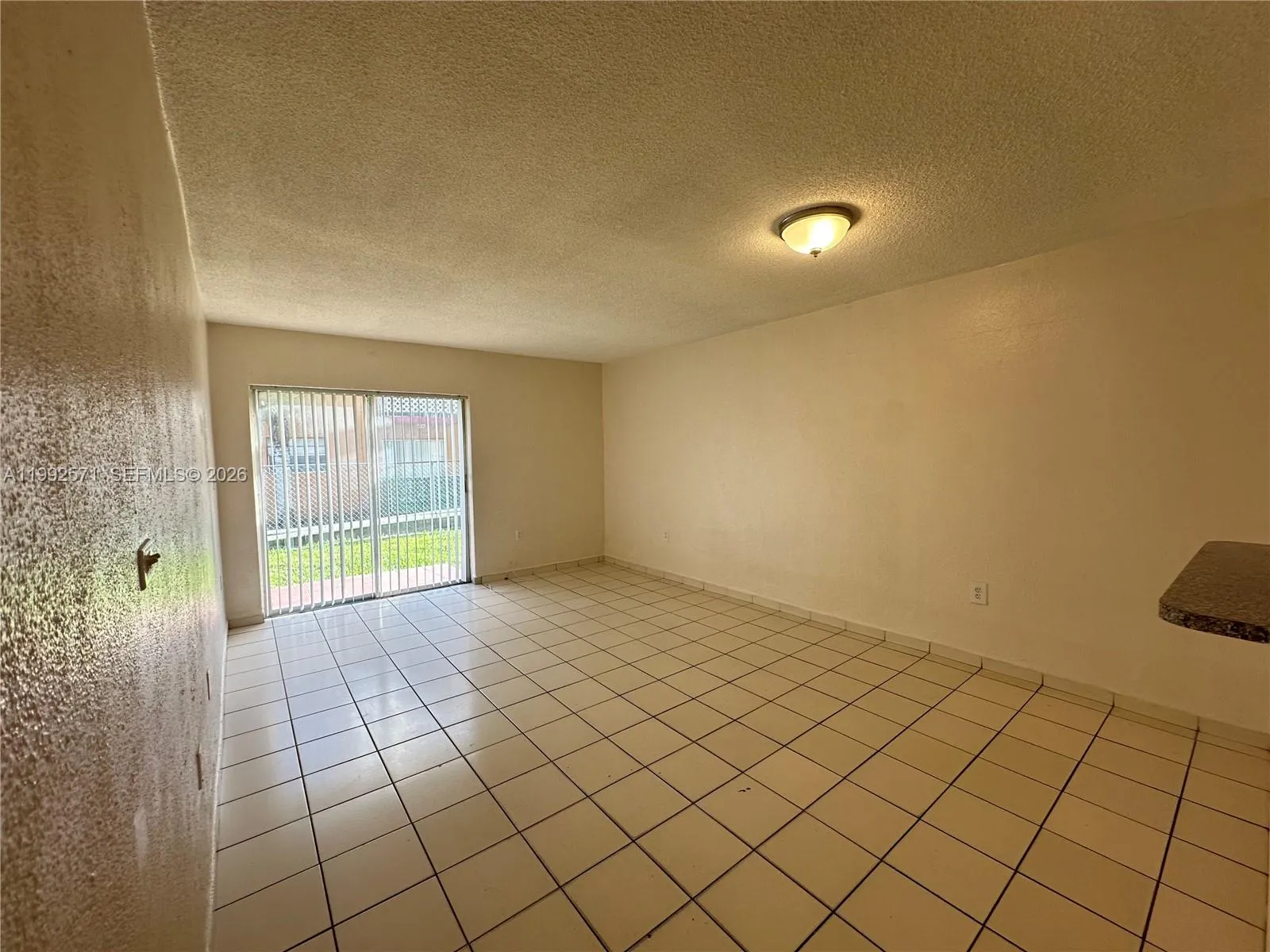 1008 Nw 45th Ave 9, Miami, Florida 33126, Miami, Florida 33126, 1 Bedroom Bedrooms, ,1 BathroomBathrooms,Residential Lease,For Rent,1008 Nw 45th Ave 9, Miami, Florida 33126,A11992571