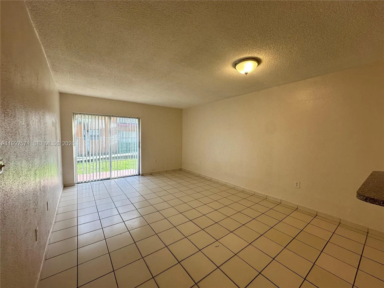 1008 Nw 45th Ave 9, Miami, Florida 33126, Miami, Florida 33126, 1 Bedroom Bedrooms, ,1 BathroomBathrooms,Residential Lease,For Rent,1008 Nw 45th Ave 9, Miami, Florida 33126,A11992571