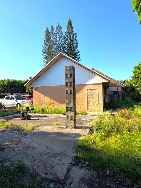 25201 Sw 198th Ave, Homestead, Florida 33031, Homestead, Florida 33031, 1 Bedroom Bedrooms, ,1 BathroomBathrooms,Residential,For Sale,25201 Sw 198th Ave, Homestead, Florida 33031,A11992510