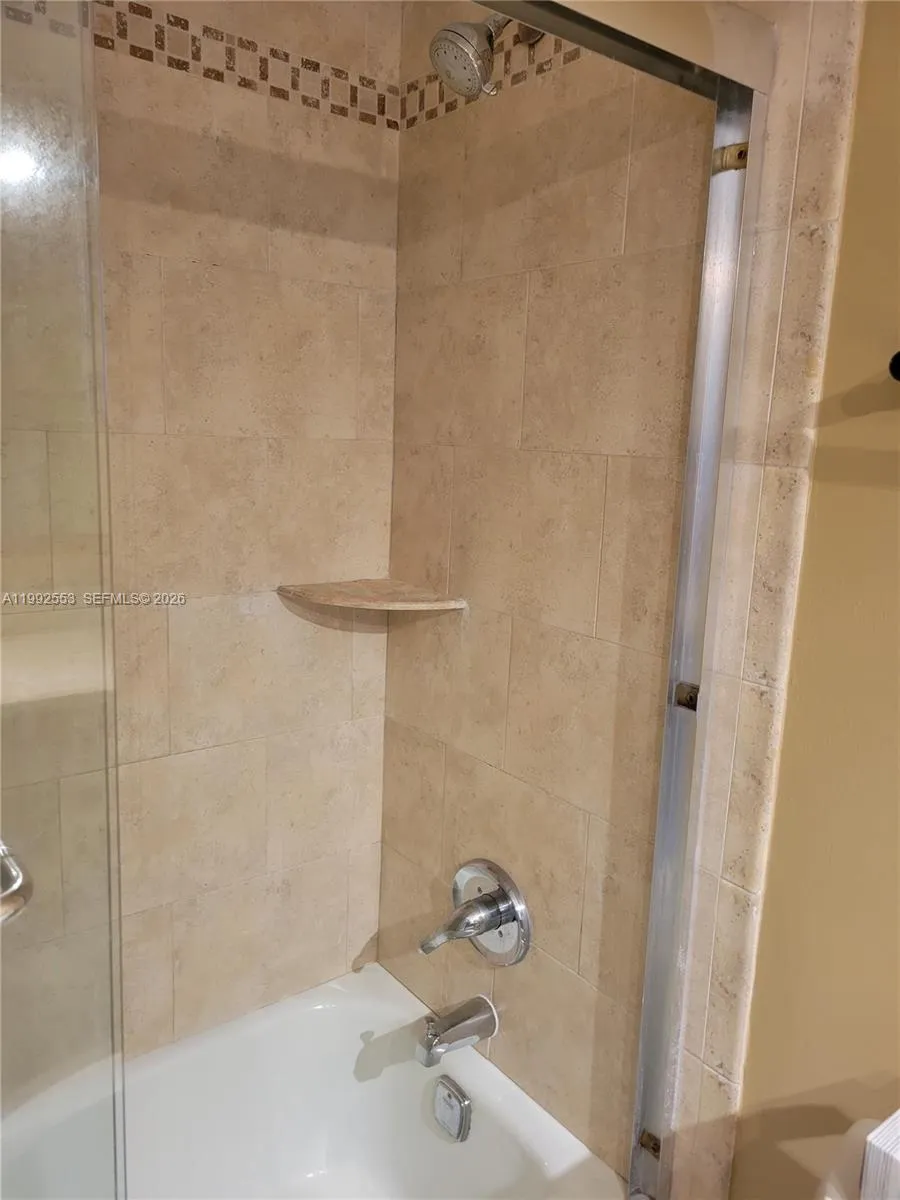 2020 Ne 135th St 904, North Miami, Florida 33181, North Miami, Florida 33181, 2 Bedrooms Bedrooms, ,2 BathroomsBathrooms,Residential Lease,For Rent,2020 Ne 135th St 904, North Miami, Florida 33181,A11992553