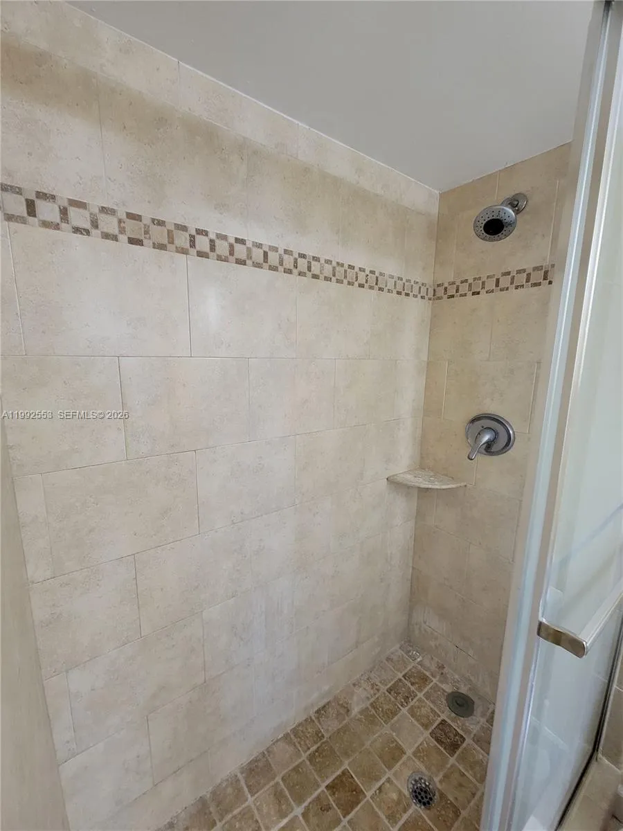 2020 Ne 135th St 904, North Miami, Florida 33181, North Miami, Florida 33181, 2 Bedrooms Bedrooms, ,2 BathroomsBathrooms,Residential Lease,For Rent,2020 Ne 135th St 904, North Miami, Florida 33181,A11992553