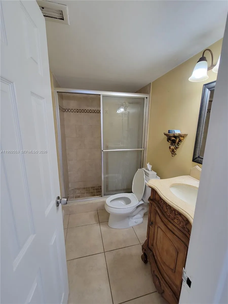 2020 Ne 135th St 904, North Miami, Florida 33181, North Miami, Florida 33181, 2 Bedrooms Bedrooms, ,2 BathroomsBathrooms,Residential Lease,For Rent,2020 Ne 135th St 904, North Miami, Florida 33181,A11992553