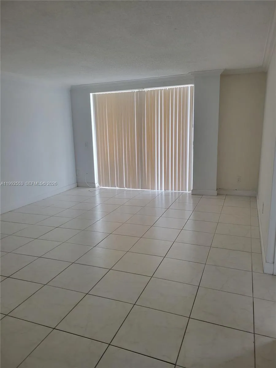 2020 Ne 135th St 904, North Miami, Florida 33181, North Miami, Florida 33181, 2 Bedrooms Bedrooms, ,2 BathroomsBathrooms,Residential Lease,For Rent,2020 Ne 135th St 904, North Miami, Florida 33181,A11992553