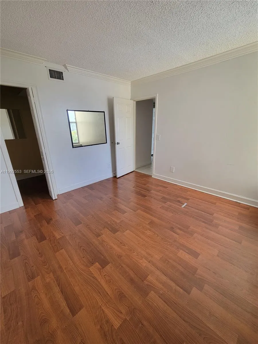 2020 Ne 135th St 904, North Miami, Florida 33181, North Miami, Florida 33181, 2 Bedrooms Bedrooms, ,2 BathroomsBathrooms,Residential Lease,For Rent,2020 Ne 135th St 904, North Miami, Florida 33181,A11992553