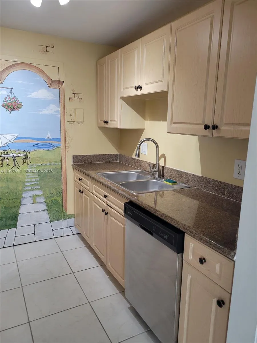 2020 Ne 135th St 904, North Miami, Florida 33181, North Miami, Florida 33181, 2 Bedrooms Bedrooms, ,2 BathroomsBathrooms,Residential Lease,For Rent,2020 Ne 135th St 904, North Miami, Florida 33181,A11992553