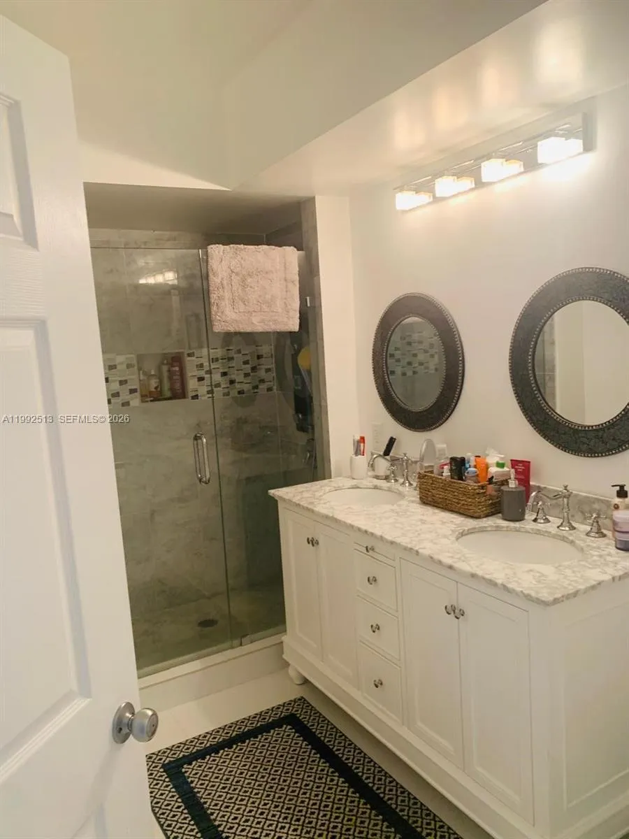 17150 N Bay Rd 2109, Sunny Isles Beach, Florida 33, Sunny Isles Beach, Florida 33160, 3 Bedrooms Bedrooms, ,2 BathroomsBathrooms,Residential Lease,For Rent,17150 N Bay Rd 2109, Sunny Isles Beach, Florida 33,A11992513