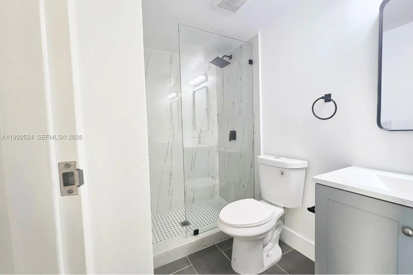 333 Nw 17th Ct 203b, Fort Lauderdale, Florida 3331, Fort Lauderdale, Florida 33311, 2 Bedrooms Bedrooms, ,2 BathroomsBathrooms,Residential,For Sale,333 Nw 17th Ct 203b, Fort Lauderdale, Florida 3331,A11992524