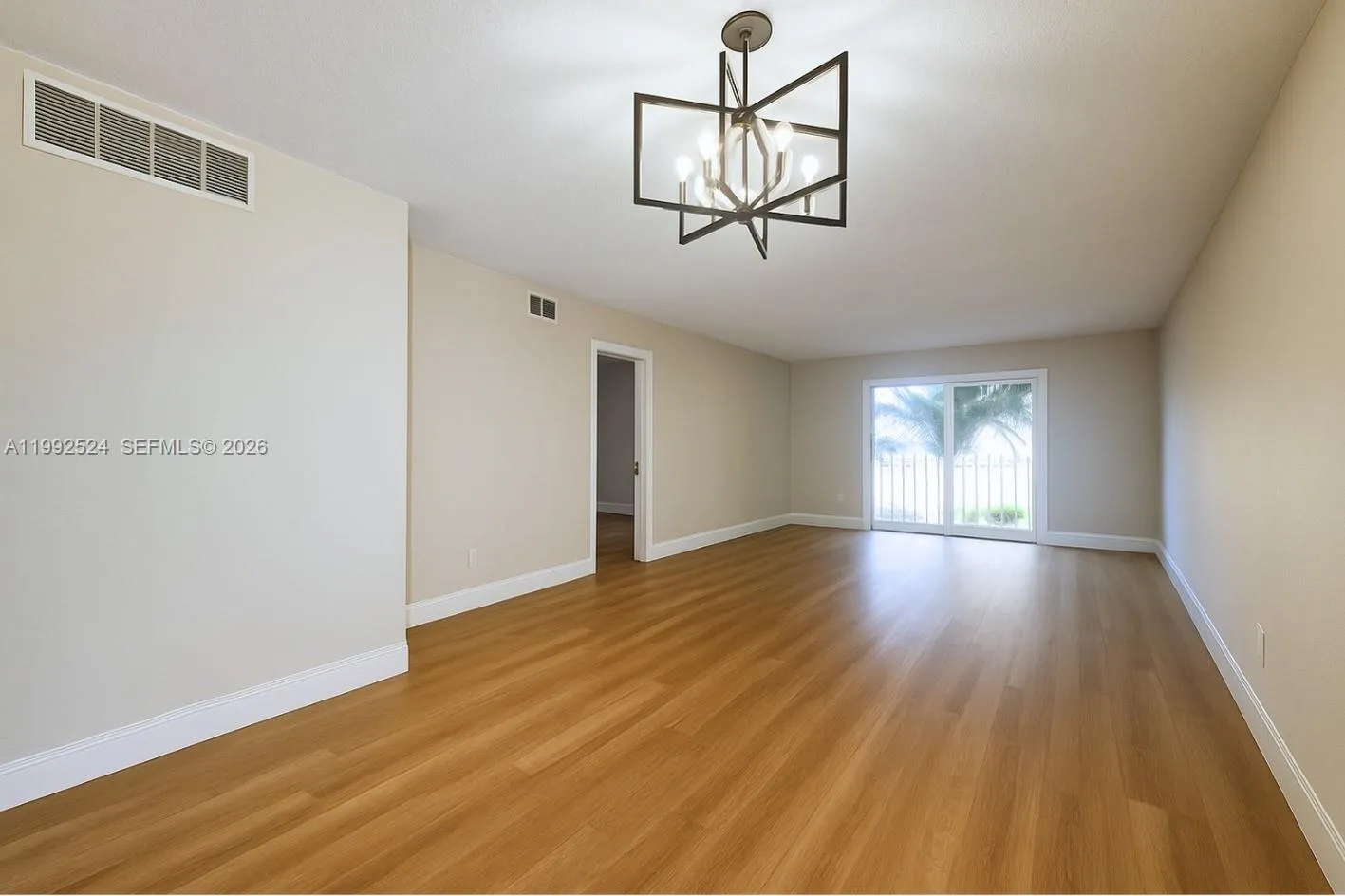 333 Nw 17th Ct 203b, Fort Lauderdale, Florida 3331, Fort Lauderdale, Florida 33311, 2 Bedrooms Bedrooms, ,2 BathroomsBathrooms,Residential,For Sale,333 Nw 17th Ct 203b, Fort Lauderdale, Florida 3331,A11992524