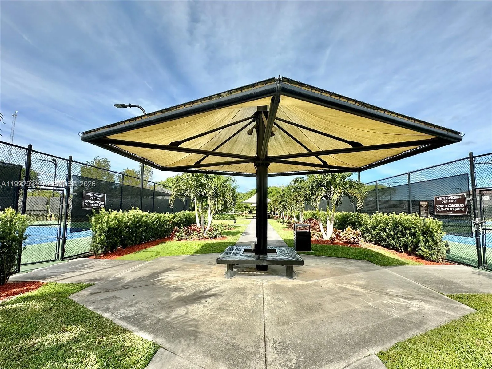 2867 Se 25th Ter ., Homestead, Florida 33035, Homestead, Florida 33035, 3 Bedrooms Bedrooms, ,2 BathroomsBathrooms,Residential Lease,For Rent,2867 Se 25th Ter ., Homestead, Florida 33035,A11992594