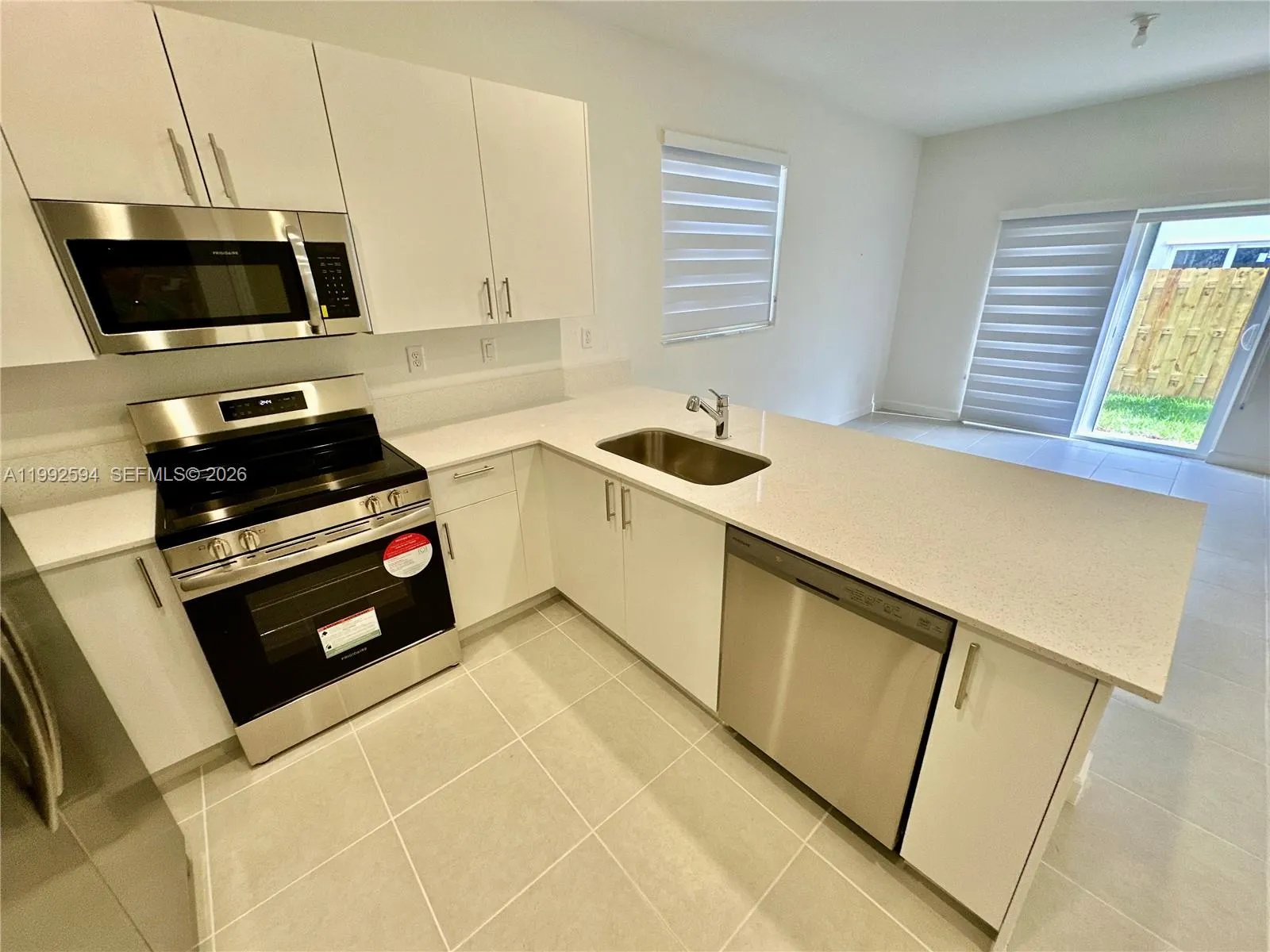2867 Se 25th Ter ., Homestead, Florida 33035, Homestead, Florida 33035, 3 Bedrooms Bedrooms, ,2 BathroomsBathrooms,Residential Lease,For Rent,2867 Se 25th Ter ., Homestead, Florida 33035,A11992594