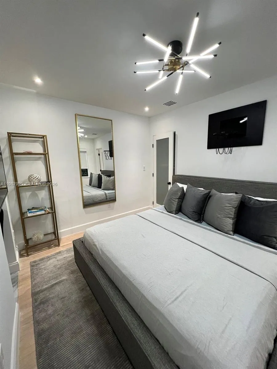 5173 Alton Rd, Miami Beach, Florida 33140, Miami Beach, Florida 33140, 3 Bedrooms Bedrooms, ,2 BathroomsBathrooms,Residential Lease,For Rent,5173 Alton Rd, Miami Beach, Florida 33140,A11987920