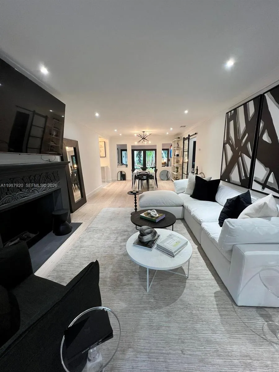 5173 Alton Rd, Miami Beach, Florida 33140, Miami Beach, Florida 33140, 3 Bedrooms Bedrooms, ,2 BathroomsBathrooms,Residential Lease,For Rent,5173 Alton Rd, Miami Beach, Florida 33140,A11987920