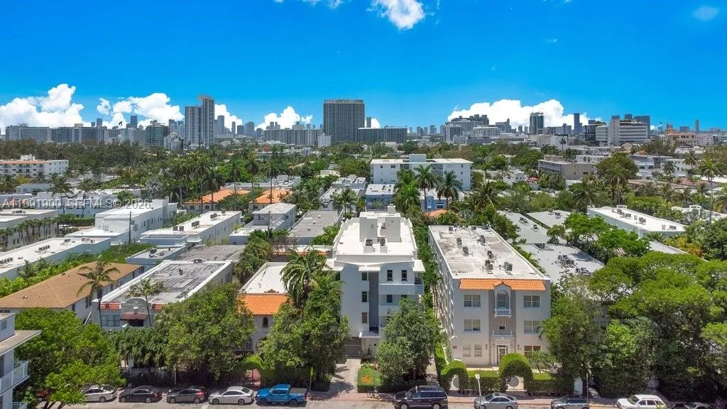 1532 Drexel Ave 202, Miami Beach, Florida 33139, Miami Beach, Florida 33139, 2 Bedrooms Bedrooms, ,2 BathroomsBathrooms,Residential Lease,For Rent,1532 Drexel Ave 202, Miami Beach, Florida 33139,A11991900