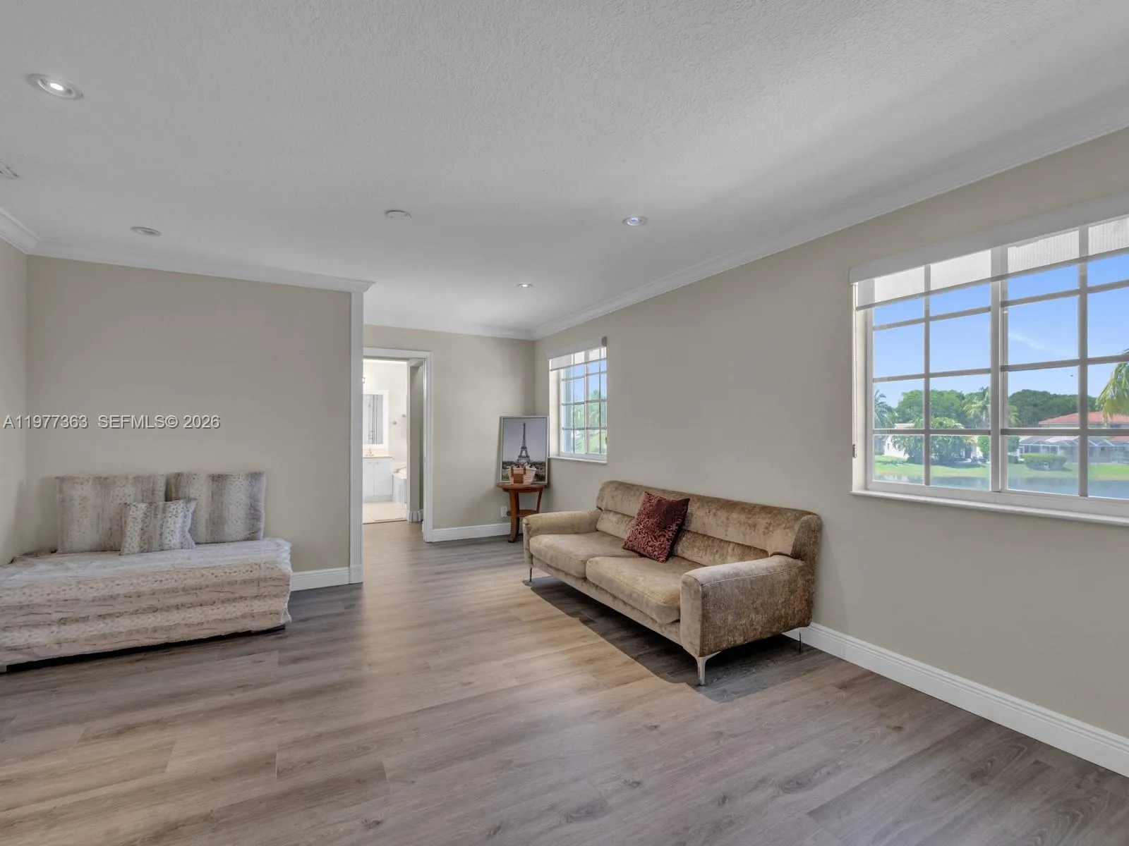 4400 Fox Ridge Dr, Weston, Florida 33331, Weston, Florida 33331, 5 Bedrooms Bedrooms, ,4 BathroomsBathrooms,Residential,For Sale,4400 Fox Ridge Dr, Weston, Florida 33331,A11977363