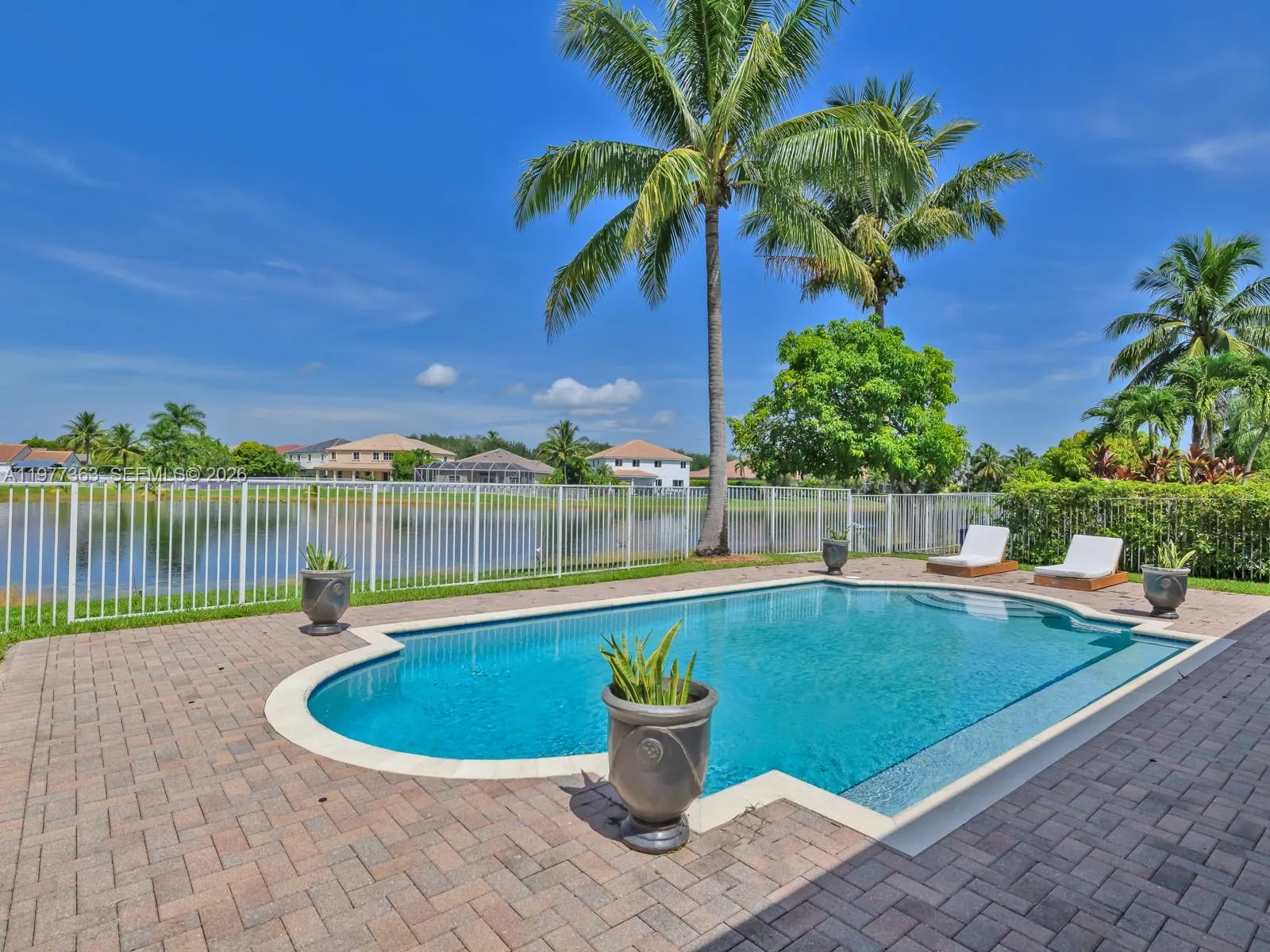 4400 Fox Ridge Dr, Weston, Florida 33331, Weston, Florida 33331, 5 Bedrooms Bedrooms, ,4 BathroomsBathrooms,Residential,For Sale,4400 Fox Ridge Dr, Weston, Florida 33331,A11977363