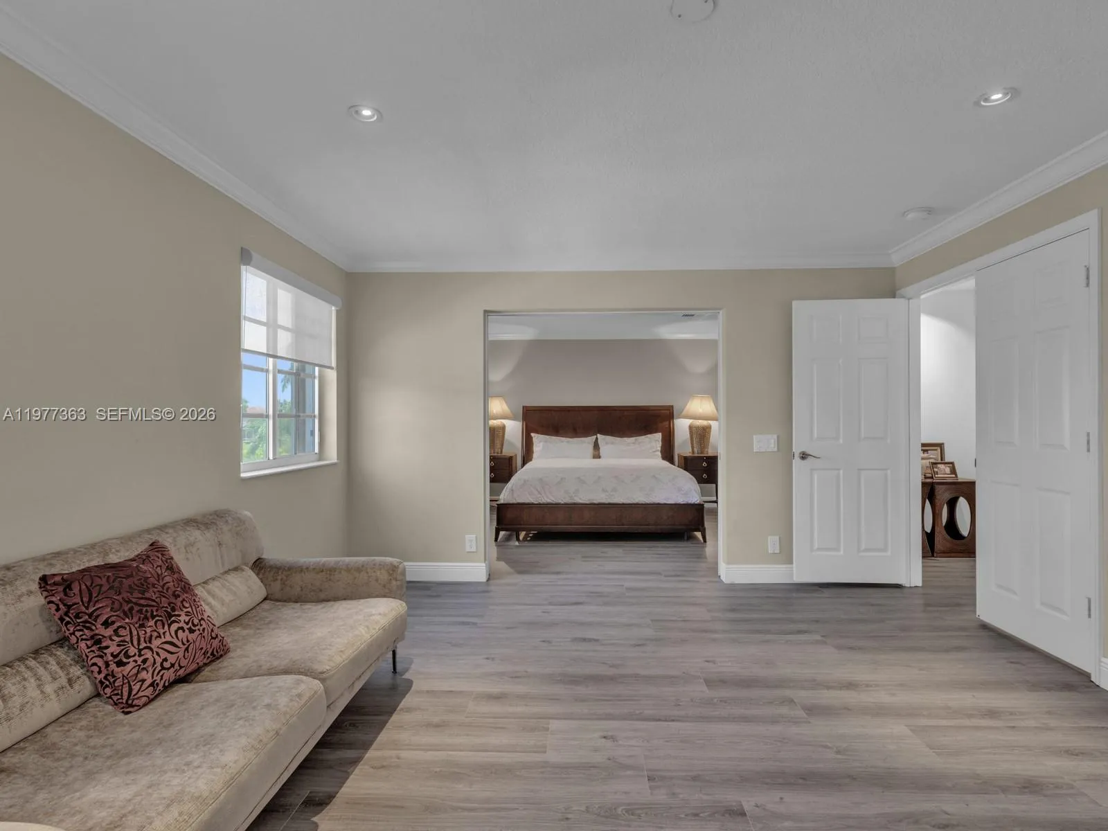 4400 Fox Ridge Dr, Weston, Florida 33331, Weston, Florida 33331, 5 Bedrooms Bedrooms, ,4 BathroomsBathrooms,Residential,For Sale,4400 Fox Ridge Dr, Weston, Florida 33331,A11977363