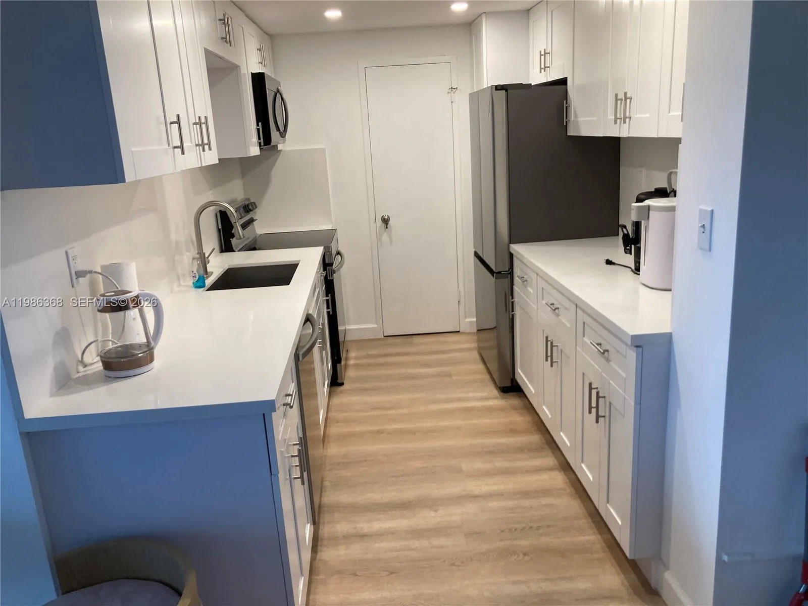 5401 Collins Ave 320, Miami Beach, Florida 33140, Miami Beach, Florida 33140, 2 Bedrooms Bedrooms, ,2 BathroomsBathrooms,Residential Lease,For Rent,5401 Collins Ave 320, Miami Beach, Florida 33140,A11986368