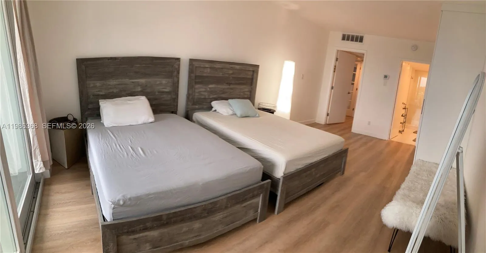 5401 Collins Ave 320, Miami Beach, Florida 33140, Miami Beach, Florida 33140, 2 Bedrooms Bedrooms, ,2 BathroomsBathrooms,Residential Lease,For Rent,5401 Collins Ave 320, Miami Beach, Florida 33140,A11986368