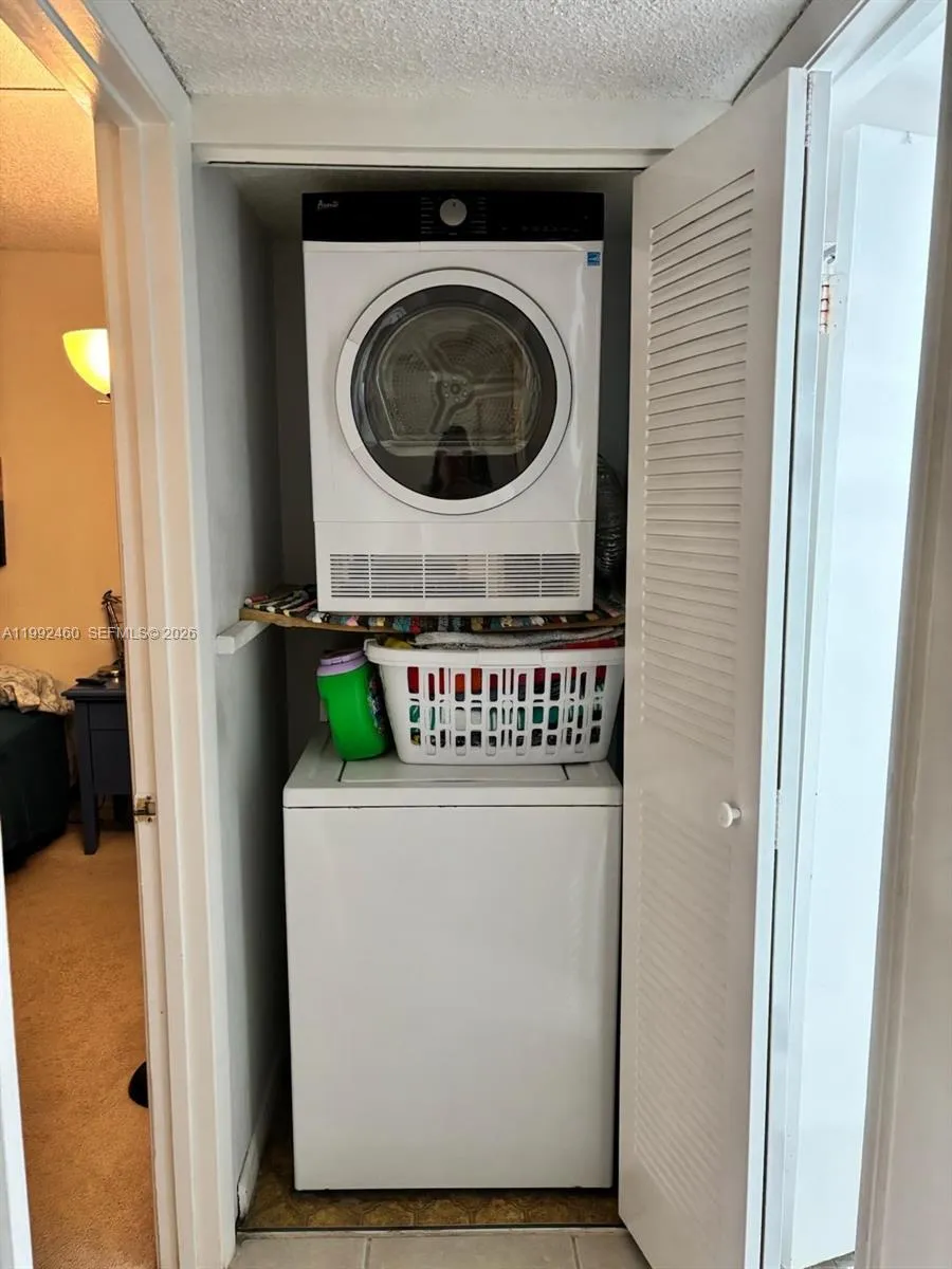 1969 Sw 15th St 93, Deerfield Beach, Florida 33442, Deerfield Beach, Florida 33442, 2 Bedrooms Bedrooms, ,2 BathroomsBathrooms,Residential,For Sale,1969 Sw 15th St 93, Deerfield Beach, Florida 33442,A11992460