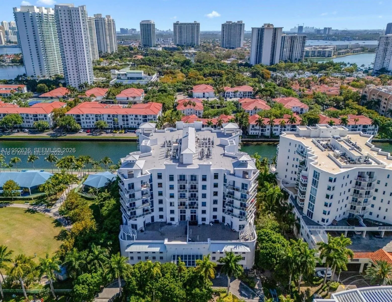 3030 Ne 188th St 602, Aventura, Florida 33180, Aventura, Florida 33180, 3 Bedrooms Bedrooms, ,2 BathroomsBathrooms,Residential Lease,For Rent,3030 Ne 188th St 602, Aventura, Florida 33180,A11992636