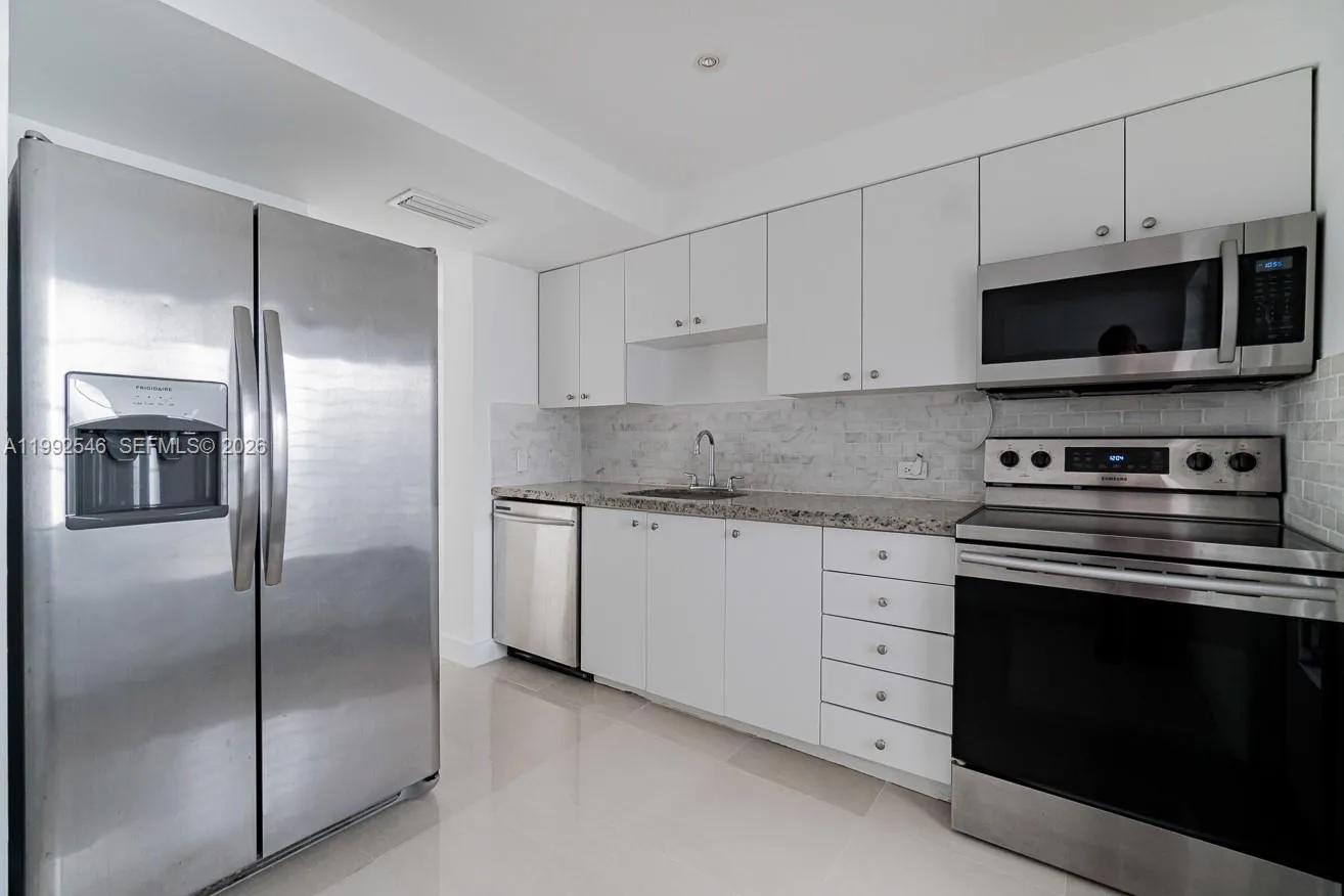 1075 93rd St 203, Bay Harbor Islands, Florida 3315, Bay Harbor Islands, Florida 33154, 2 Bedrooms Bedrooms, ,1 BathroomBathrooms,Residential Lease,For Rent,1075 93rd St 203, Bay Harbor Islands, Florida 3315,A11992546
