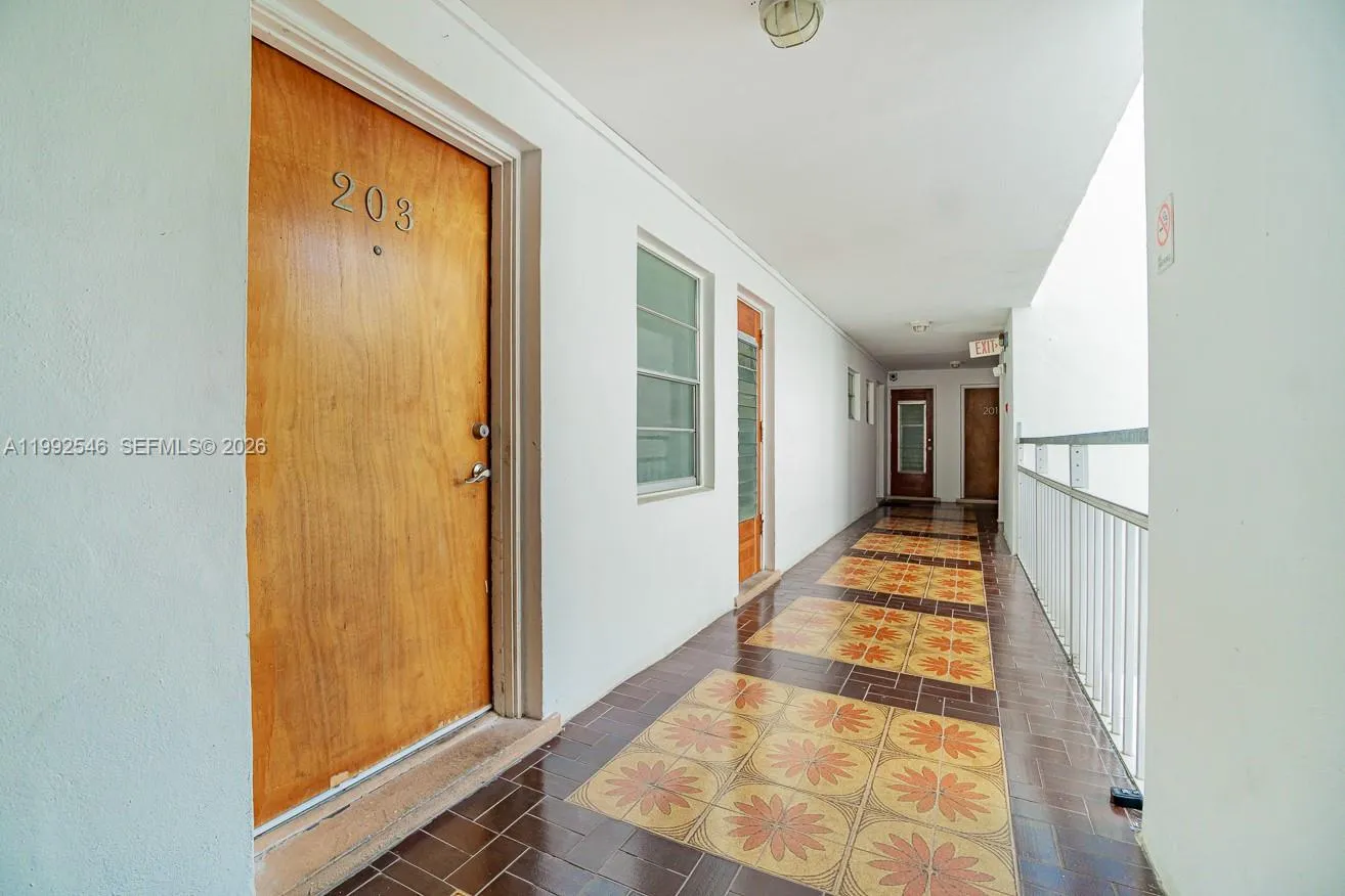 1075 93rd St 203, Bay Harbor Islands, Florida 3315, Bay Harbor Islands, Florida 33154, 2 Bedrooms Bedrooms, ,1 BathroomBathrooms,Residential Lease,For Rent,1075 93rd St 203, Bay Harbor Islands, Florida 3315,A11992546