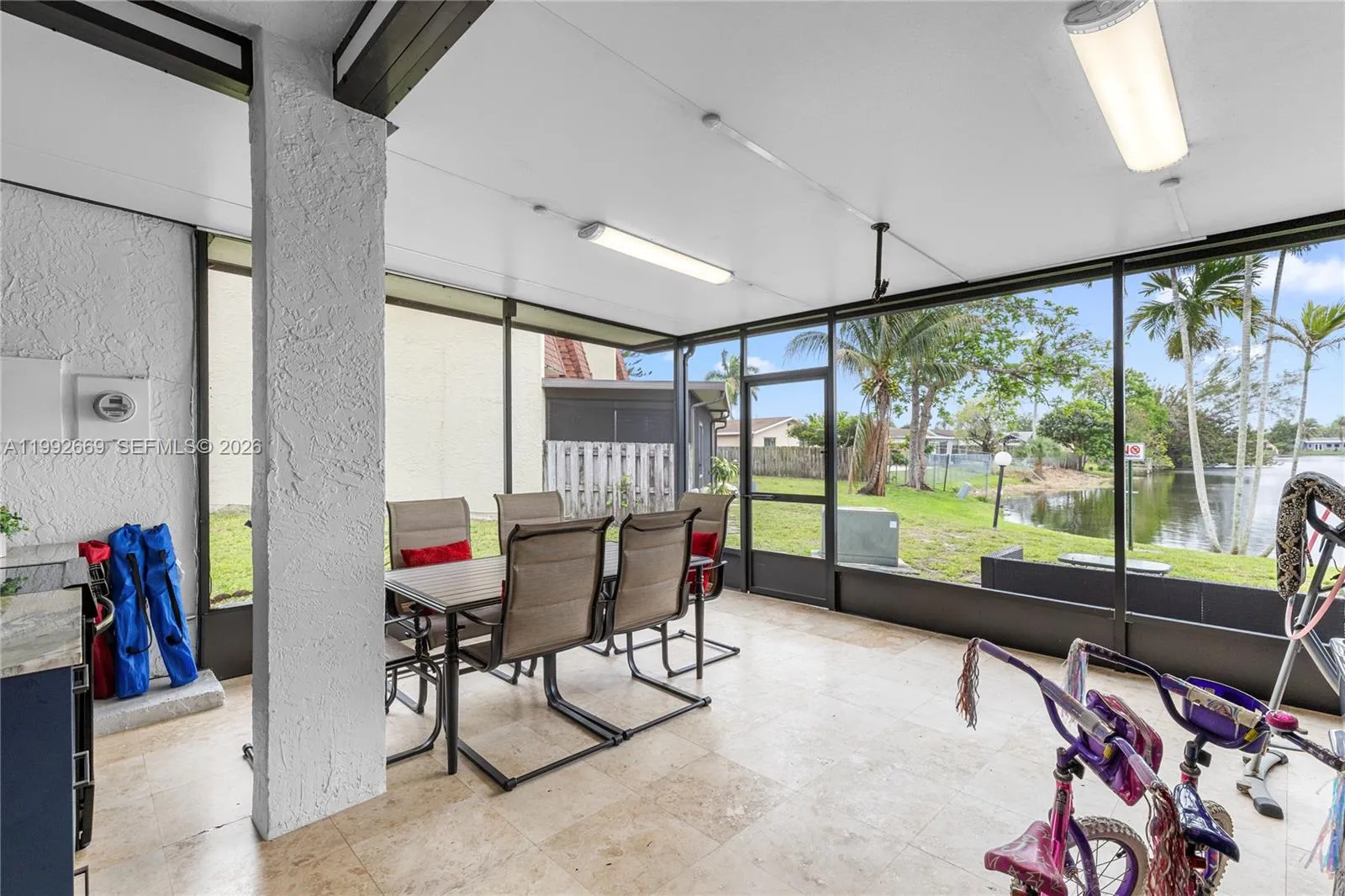 8920 Palm Tree Ln 8920, Pembroke Pines, Florida 33, Pembroke Pines, Florida 33024, 4 Bedrooms Bedrooms, ,2 BathroomsBathrooms,Residential,For Sale,8920 Palm Tree Ln 8920, Pembroke Pines, Florida 33,A11992669