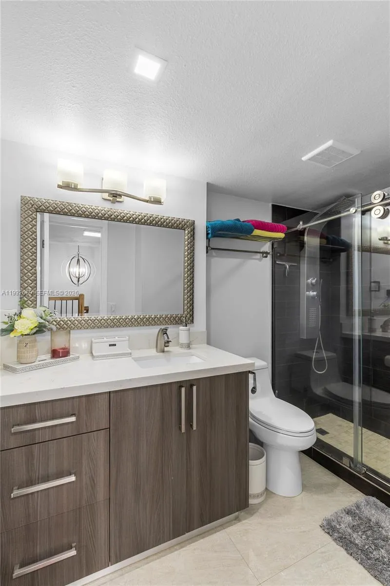 8920 Palm Tree Ln 8920, Pembroke Pines, Florida 33, Pembroke Pines, Florida 33024, 4 Bedrooms Bedrooms, ,2 BathroomsBathrooms,Residential,For Sale,8920 Palm Tree Ln 8920, Pembroke Pines, Florida 33,A11992669