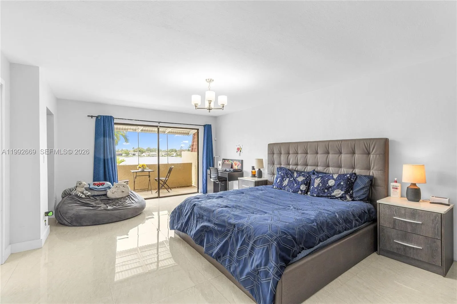 8920 Palm Tree Ln 8920, Pembroke Pines, Florida 33, Pembroke Pines, Florida 33024, 4 Bedrooms Bedrooms, ,2 BathroomsBathrooms,Residential,For Sale,8920 Palm Tree Ln 8920, Pembroke Pines, Florida 33,A11992669