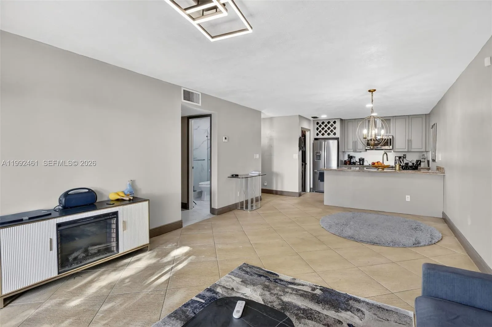 1250 Sw 113th Ter 201, Pembroke Pines, Florida 330, Pembroke Pines, Florida 33025, 1 Bedroom Bedrooms, ,1 BathroomBathrooms,Residential,For Sale,1250 Sw 113th Ter 201, Pembroke Pines, Florida 330,A11992461