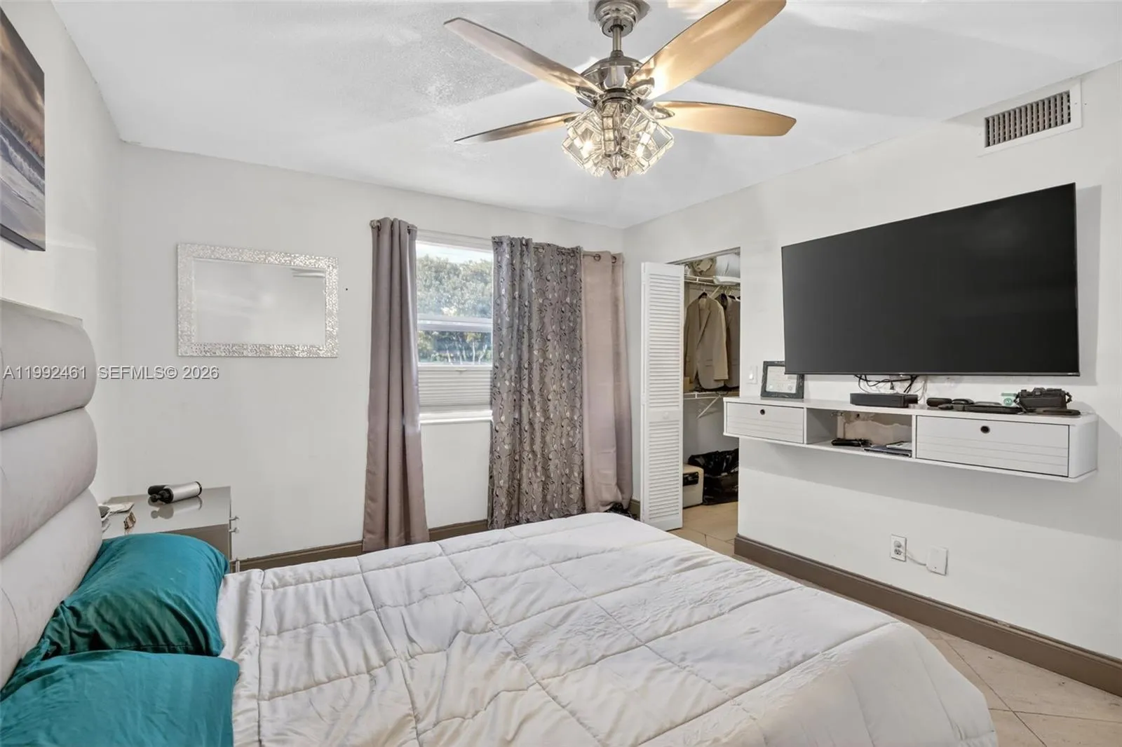 1250 Sw 113th Ter 201, Pembroke Pines, Florida 330, Pembroke Pines, Florida 33025, 1 Bedroom Bedrooms, ,1 BathroomBathrooms,Residential,For Sale,1250 Sw 113th Ter 201, Pembroke Pines, Florida 330,A11992461