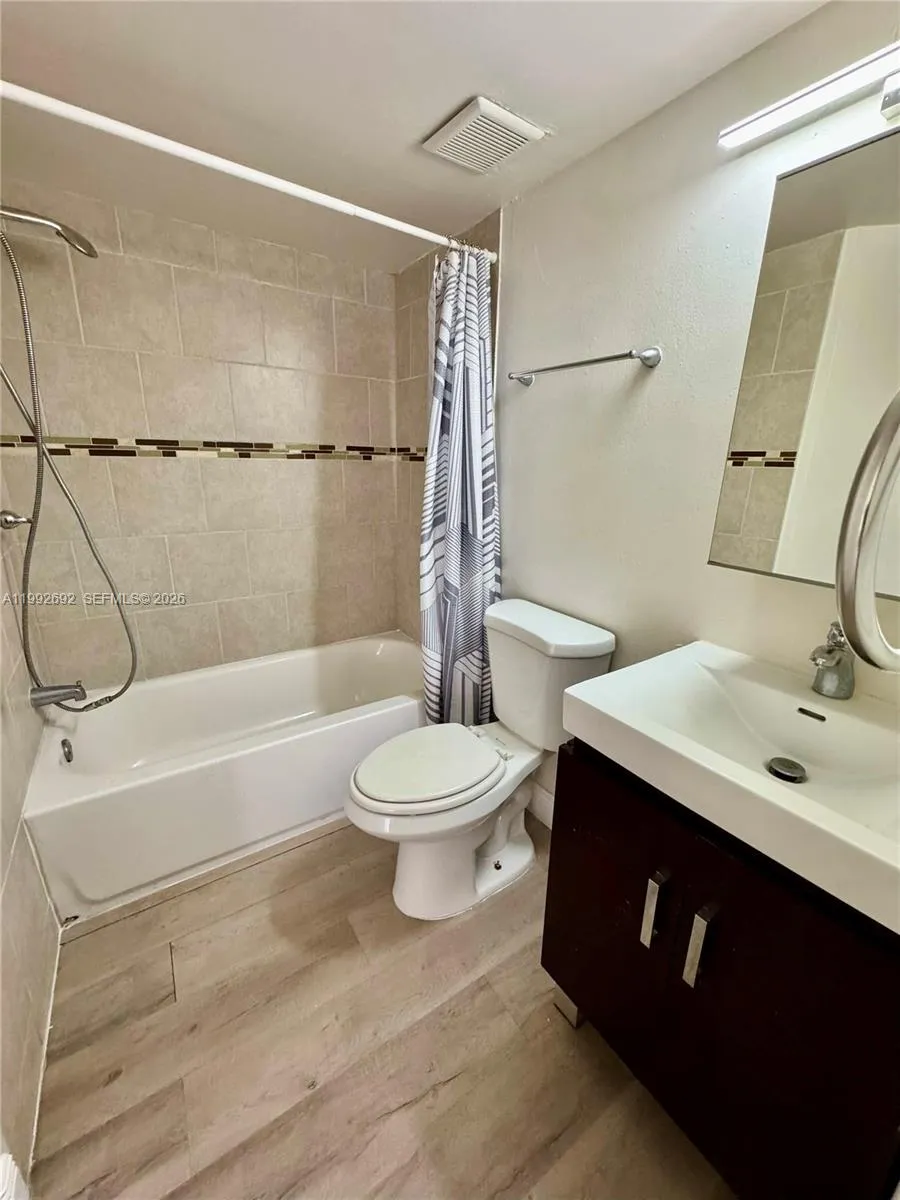 8335 Sw 152nd Ave B-408, Miami, Florida 33193, Miami, Florida 33193, 2 Bedrooms Bedrooms, ,2 BathroomsBathrooms,Residential Lease,For Rent,8335 Sw 152nd Ave B-408, Miami, Florida 33193,A11992692