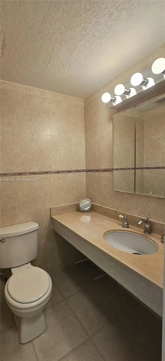 1980 S Ocean Dr 15k, Hallandale Beach, Florida 330, Hallandale Beach, Florida 33009, 1 Bedroom Bedrooms, ,1 BathroomBathrooms,Residential Lease,For Rent,1980 S Ocean Dr 15k, Hallandale Beach, Florida 330,A11992700
