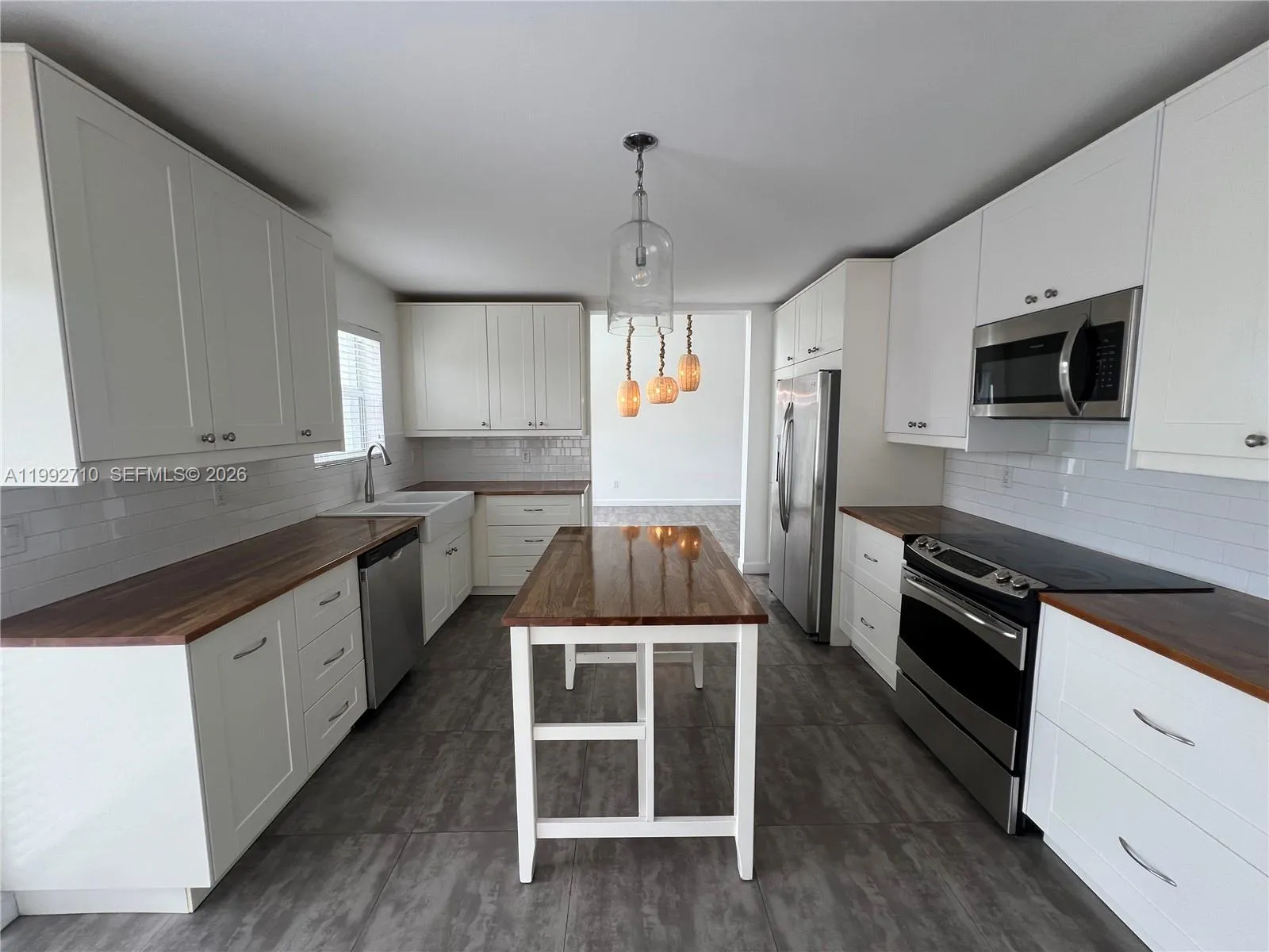 15511 Sw 59th St, Miami, Florida 33193, Miami, Florida 33193, 4 Bedrooms Bedrooms, ,3 BathroomsBathrooms,Residential,For Sale,15511 Sw 59th St, Miami, Florida 33193,A11992710