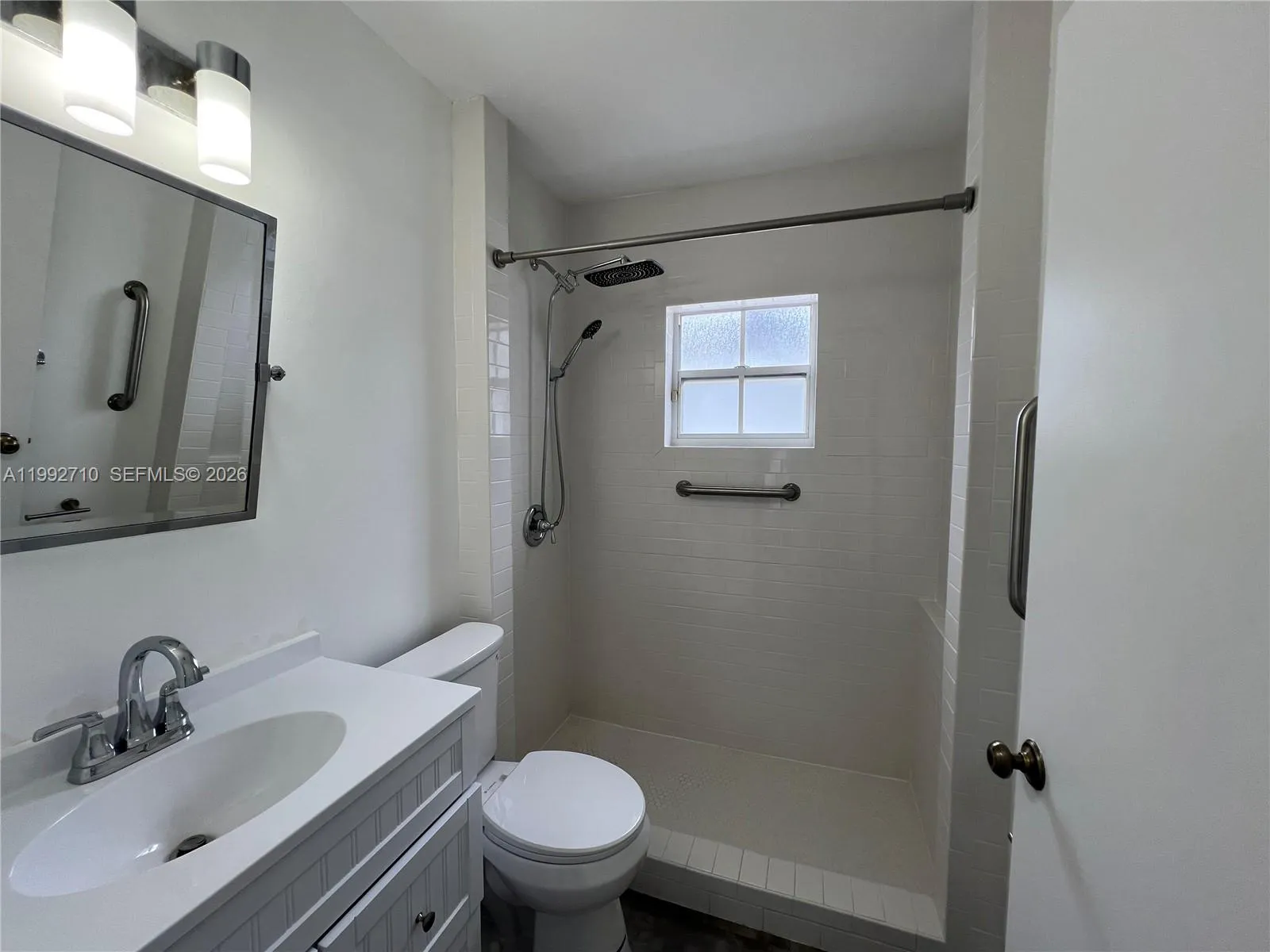 15511 Sw 59th St, Miami, Florida 33193, Miami, Florida 33193, 4 Bedrooms Bedrooms, ,3 BathroomsBathrooms,Residential,For Sale,15511 Sw 59th St, Miami, Florida 33193,A11992710