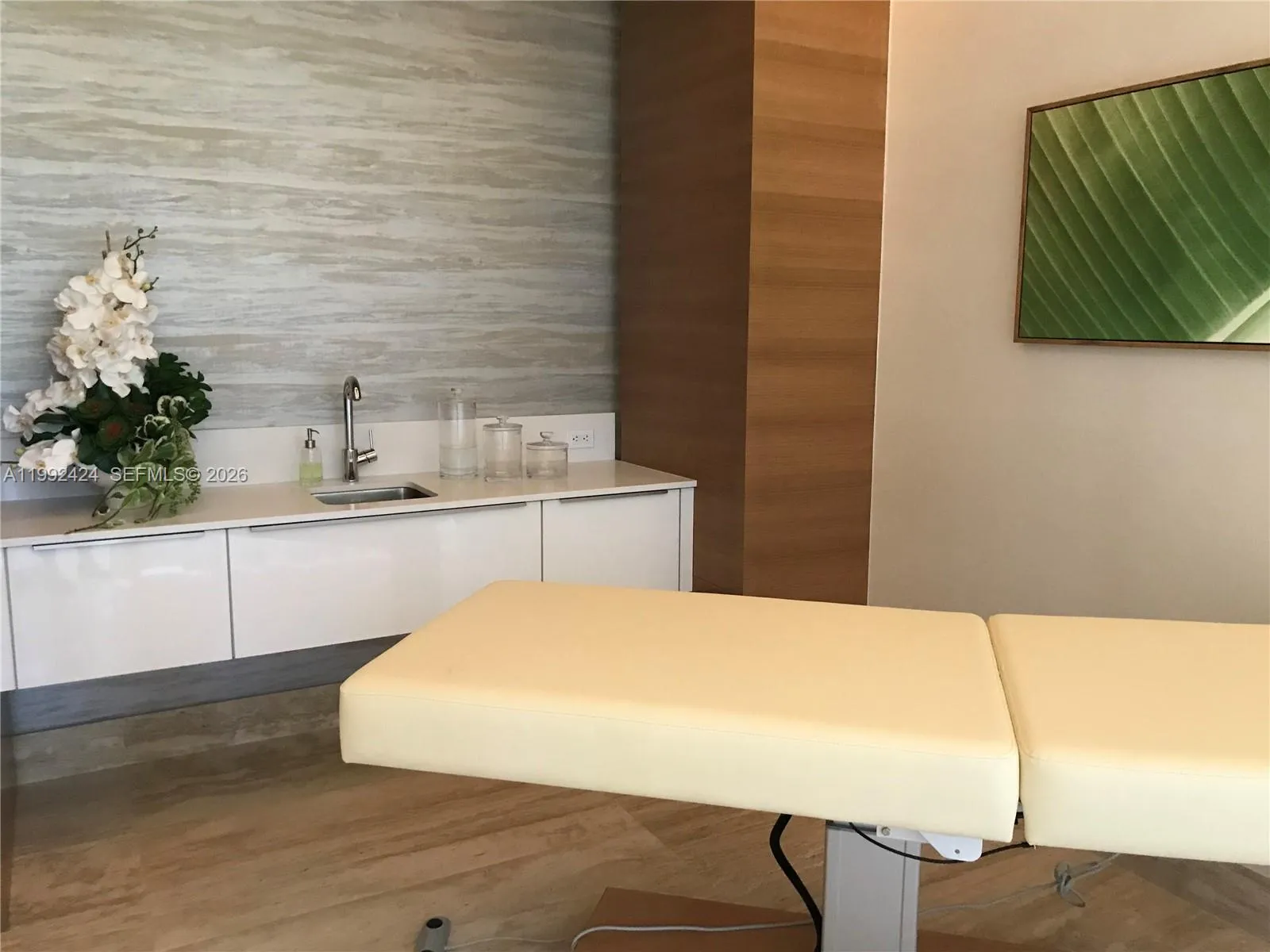 16385 Biscayne Blvd 2206, North Miami Beach, Flori, North Miami Beach, Florida 33160, 2 Bedrooms Bedrooms, ,2 BathroomsBathrooms,Residential,For Sale,16385 Biscayne Blvd 2206, North Miami Beach, Flori,A11992424