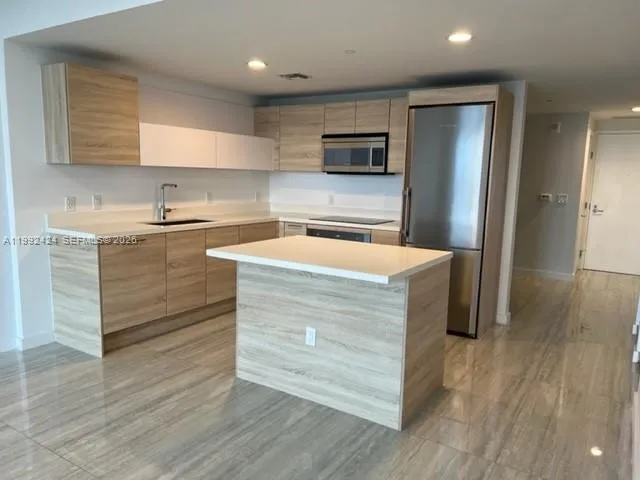 16385 Biscayne Blvd 2206, North Miami Beach, Flori, North Miami Beach, Florida 33160, 2 Bedrooms Bedrooms, ,2 BathroomsBathrooms,Residential,For Sale,16385 Biscayne Blvd 2206, North Miami Beach, Flori,A11992424