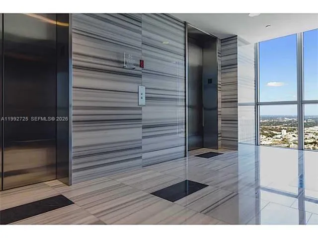 1100 Biscayne Blvd 4105, Miami, Florida 33132, Miami, Florida 33132, 1 Bedroom Bedrooms, ,2 BathroomsBathrooms,Residential Lease,For Rent,1100 Biscayne Blvd 4105, Miami, Florida 33132,A11992725