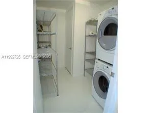 1100 Biscayne Blvd 4105, Miami, Florida 33132, Miami, Florida 33132, 1 Bedroom Bedrooms, ,2 BathroomsBathrooms,Residential Lease,For Rent,1100 Biscayne Blvd 4105, Miami, Florida 33132,A11992725